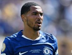 IM体育app-切尔西后卫受伤缺席，球队稳定性受到考验