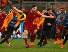 IM体育官方网站-巴萨神奇逆转，绝地反击击败强敌