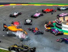 IM体育平台-包含哈斯车队碾压红牛车队，汉密尔顿统治全场的词条