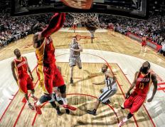 IM体育平台-足球史上最不可思议的逆转，韩国击溃巴萨，C罗成为关键先生