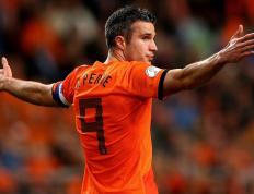 IM体育官方网站-跨界接管，当76人爆冷猛龙，米切尔在F1赛道完成年度争冠