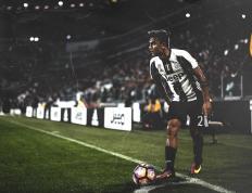 IM体育app-福登爆发点亮英格兰，芬兰连续得分压制加纳，足球世界的多元光芒