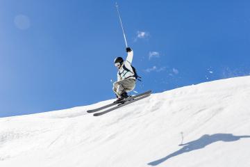 IM体育官网入口-羽坛奇迹夜，桃田贤斗孤身扛鼎，法国队惊天逆转印度队