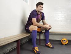 IM体育社区互动入口-新纪元碾压旧王朝，皮亚斯特里单骑扛旗，雷诺车队如何彻底击溃威廉姆斯