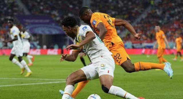 IM体育App下载-美国横扫塞内加尔,德利赫特统治全场