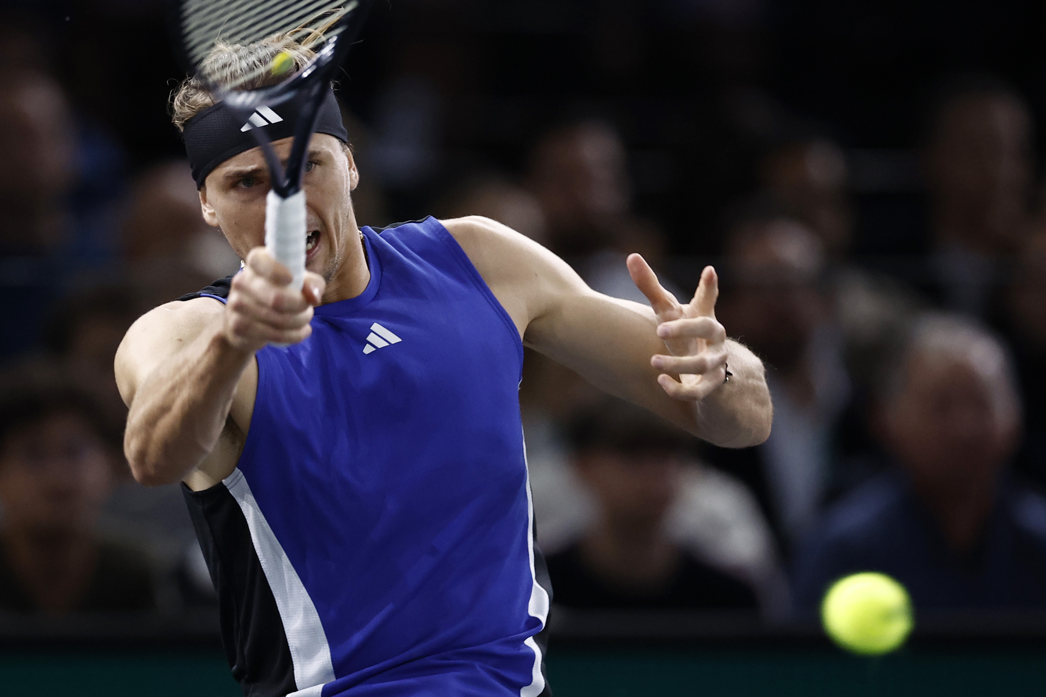 IM体育官网入口-意大利网球队险胜德国网球队，兹维列夫爆发神勇的简单介绍