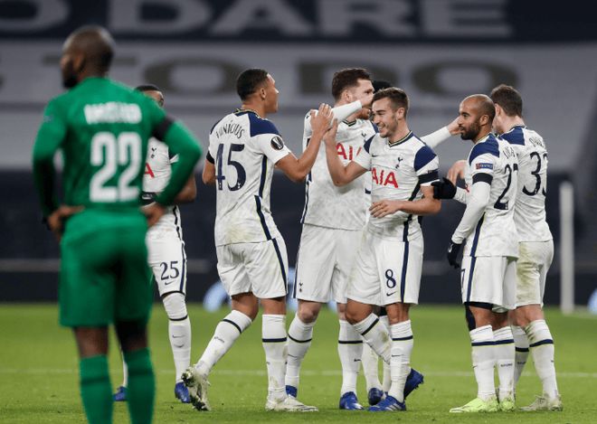 IM体育官网入口-包含比利亚雷亚尔中场表现出色，成为球队中流砥柱的词条