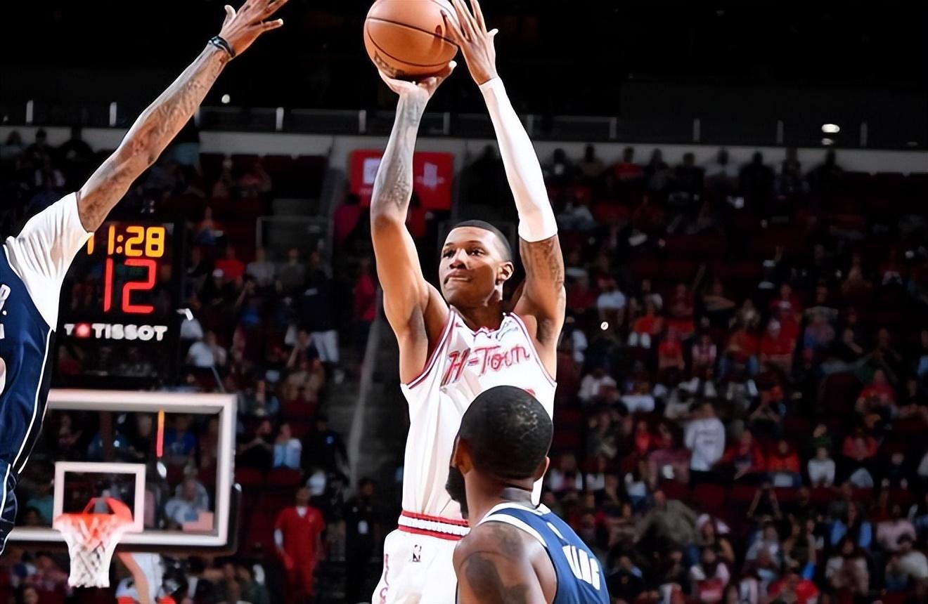 IM体育官方网站-火箭主场大胜独行侠,豪取七连胜