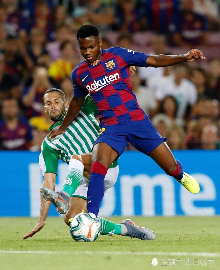 IM体育官方网站-巴萨神奇逆转，绝地反击击败强敌