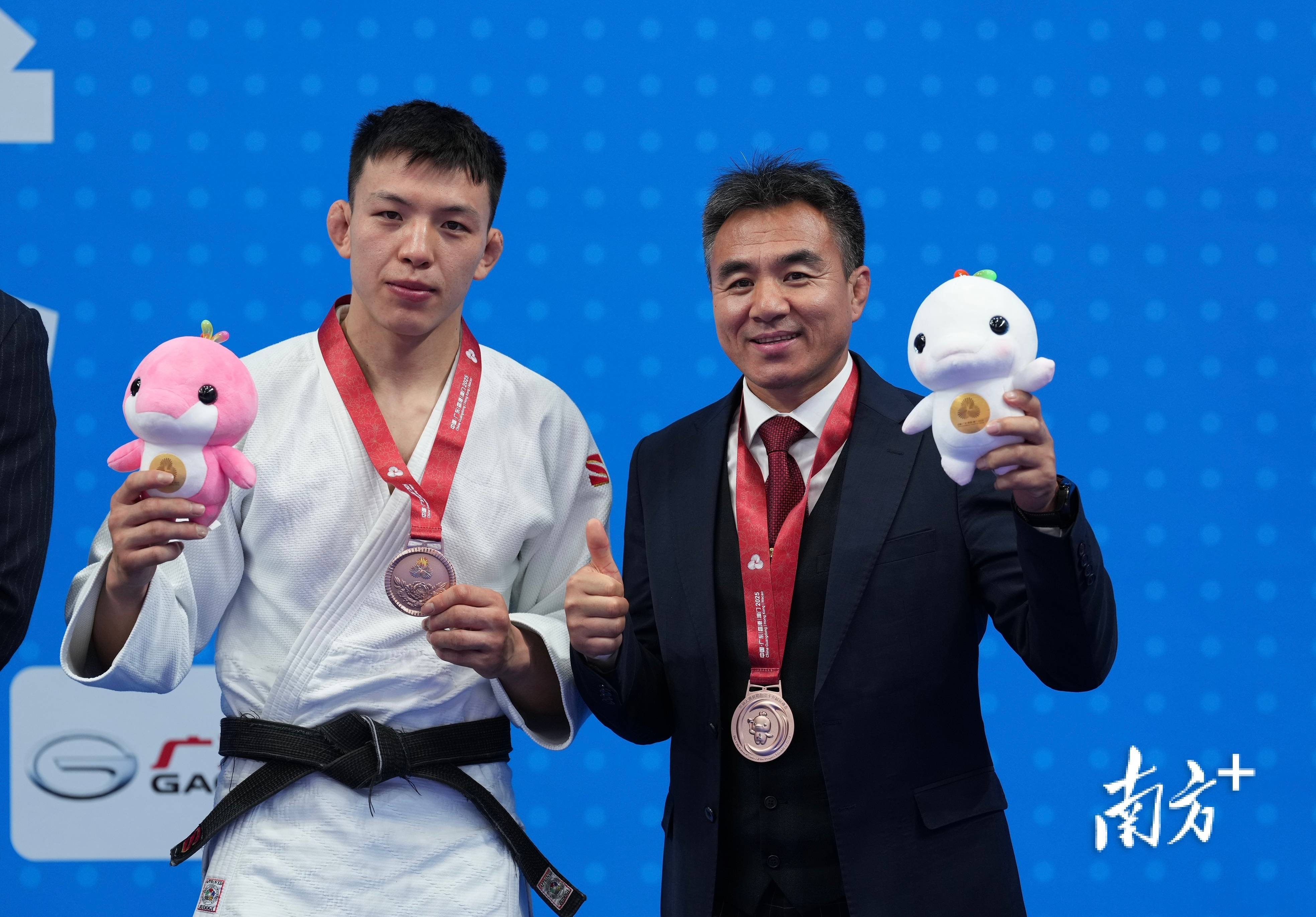 IM体育官网入口-比利时柔道选手凭借卓越实力，勇夺金牌的简单介绍