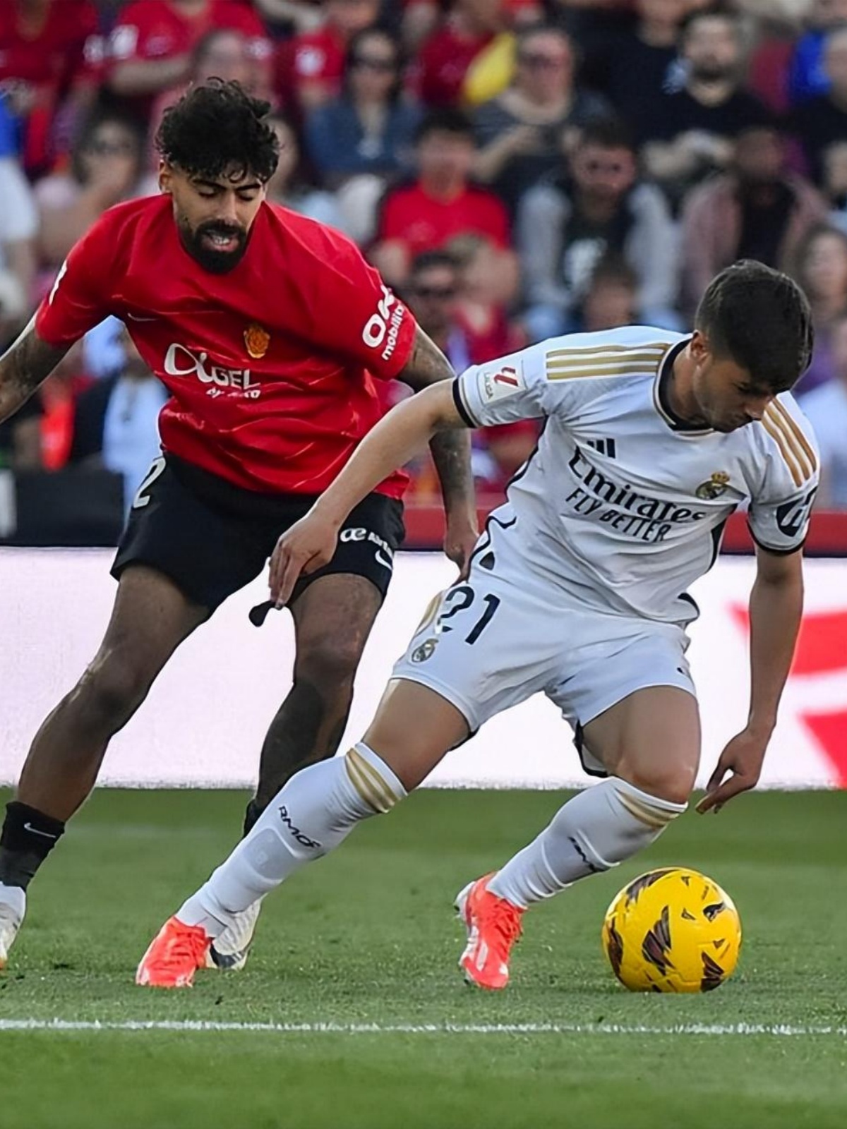 IM体育官网-曼城客场挑战伯恩茅斯，争取保持领先优势的简单介绍