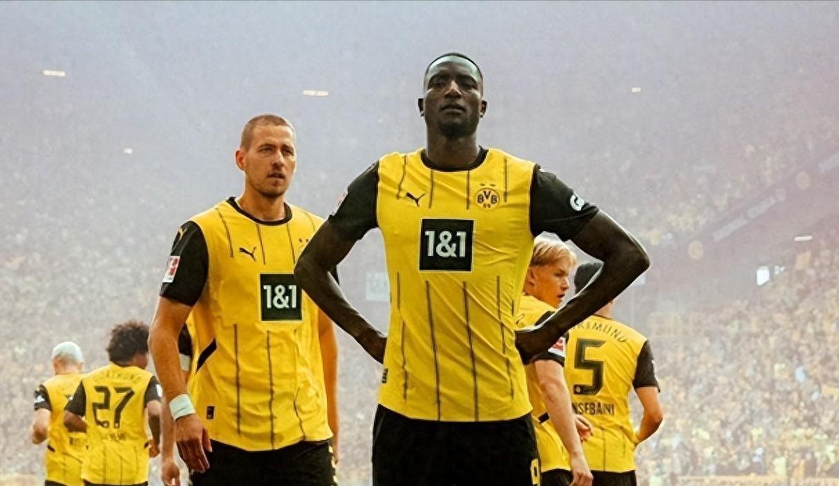 IM体育下载-法兰克福队主场获胜，积分榜上升