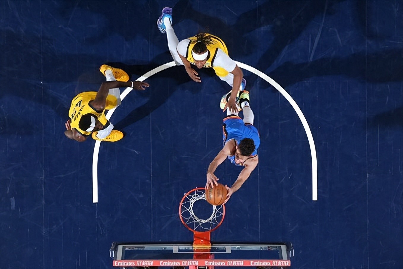 IM体育官网-关于魔术强势步行者，麦科勒姆关键制胜的信息