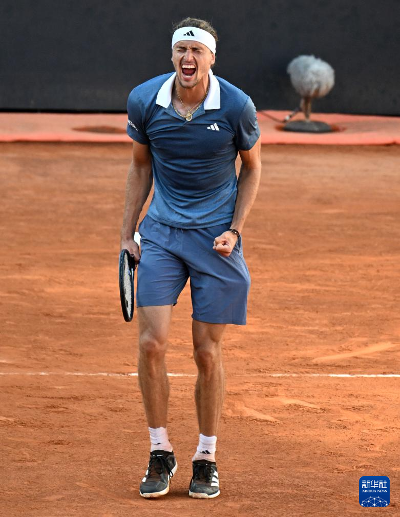 IM体育数据分析平台-温网力克年终总决赛，兹维列夫关键制胜的简单介绍