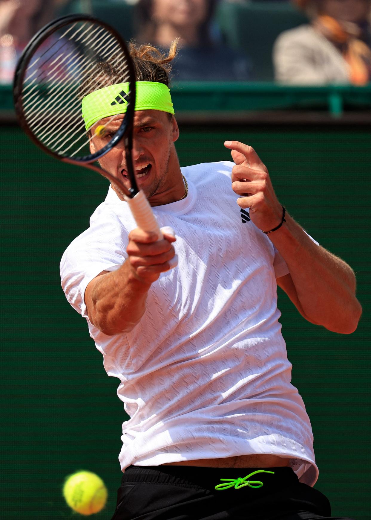 IM体育网页版登录入口-关于蒙特卡洛大师赛完胜拉沃尔杯，兹维列夫高光表现的信息