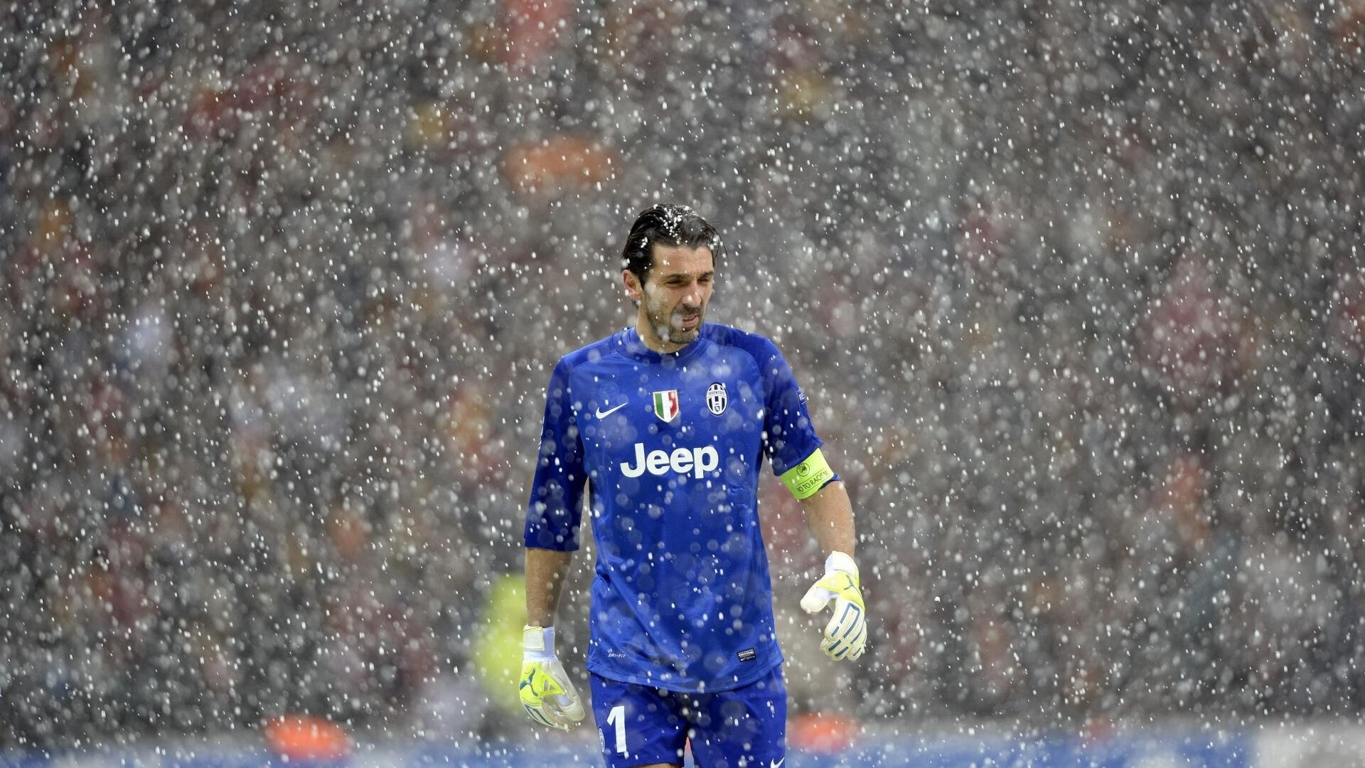 IM体育官方网站-德甲争冠战之夜，哈利伯顿关键时刻站出来，当篮球巨星照亮足球圣殿