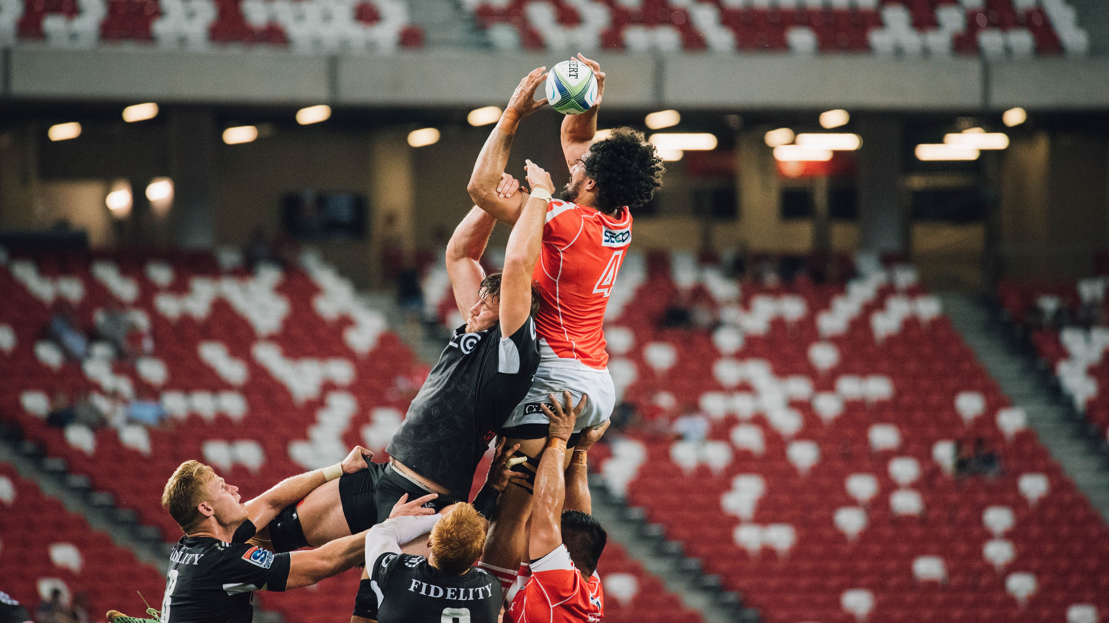 IM体育数据分析平台-当足球的链式防守遇见篮球的接管时刻,罗马与拉亚的跨领域统治力